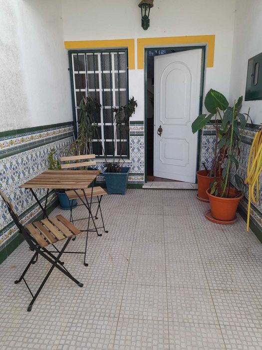 Quarto para alugar a 10min da Escola Secundária Andre de Gouveia Évora