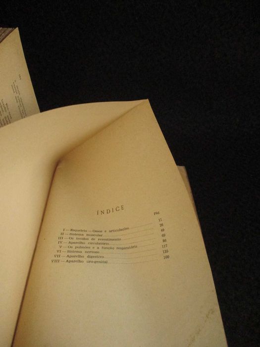 Livro A Máquina Humana J. Salazar Carreira 1ª edição 1934
