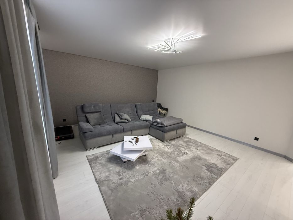 Продажа  стильной 3 ки в новом доме в центре