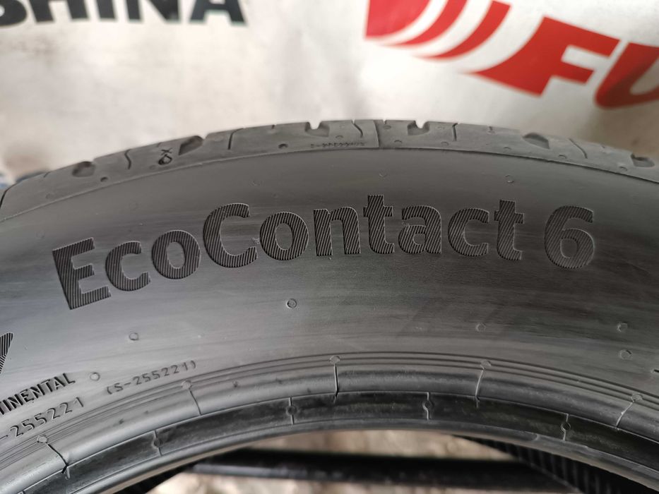 Літні шини 215/55 R17 Continental Eco Contact 6