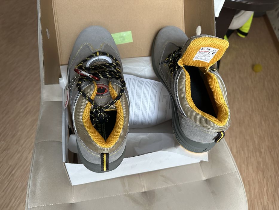 Półbuty robocze z kompozytowym podnoskiem BEARFIELD N09 S1P