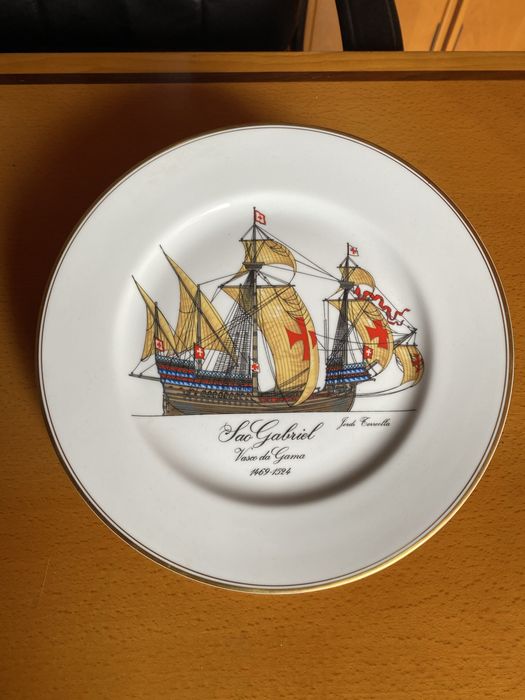 Pratos de luxo 12 Navios dos Descobrimentos Vista Alegre.  26cm