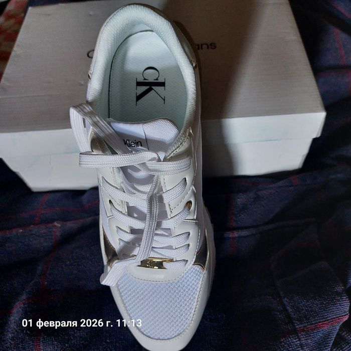 Жіночі кросівки Calvin Klein, 40 розмір (9,5)