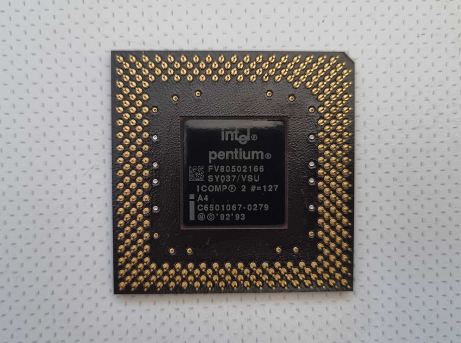 Processador vintage - Intel Pentium 166Mhz - 1992/9364584977678211120