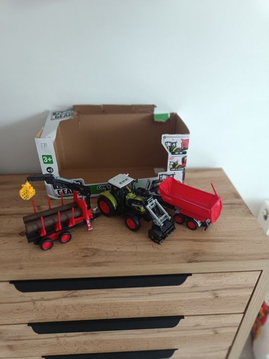 Traktor przyczepa i ładowarka do drewna