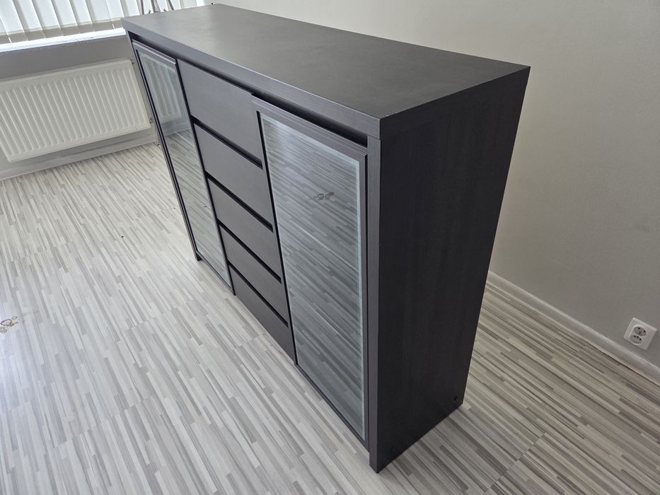 Komoda witryna Black Red White
