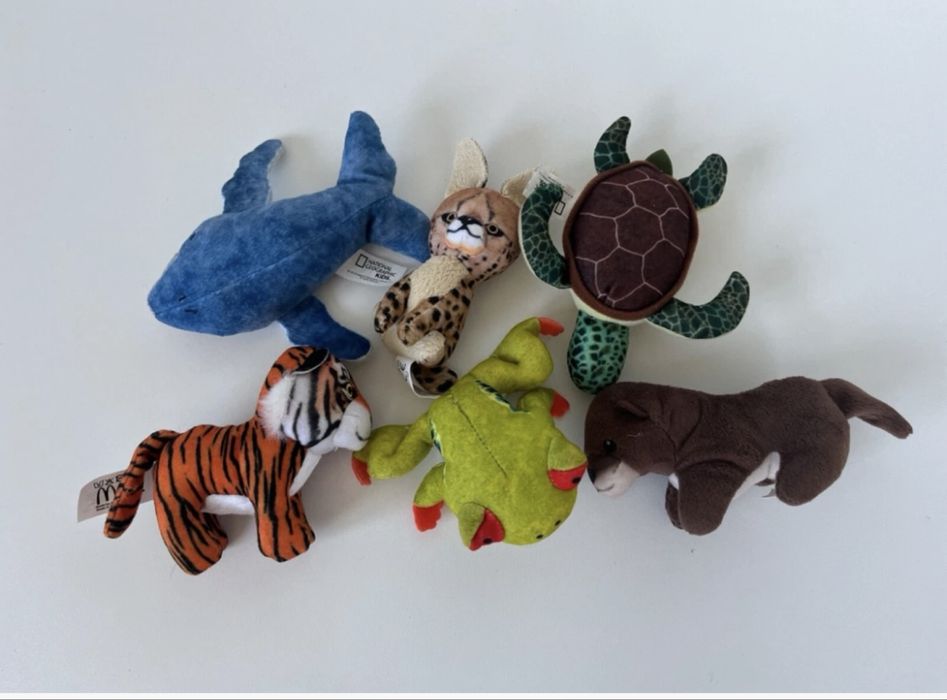 Набір М'яка іграшка Mcdonalds 2018 тигр кит жаба черепаха видра сервал