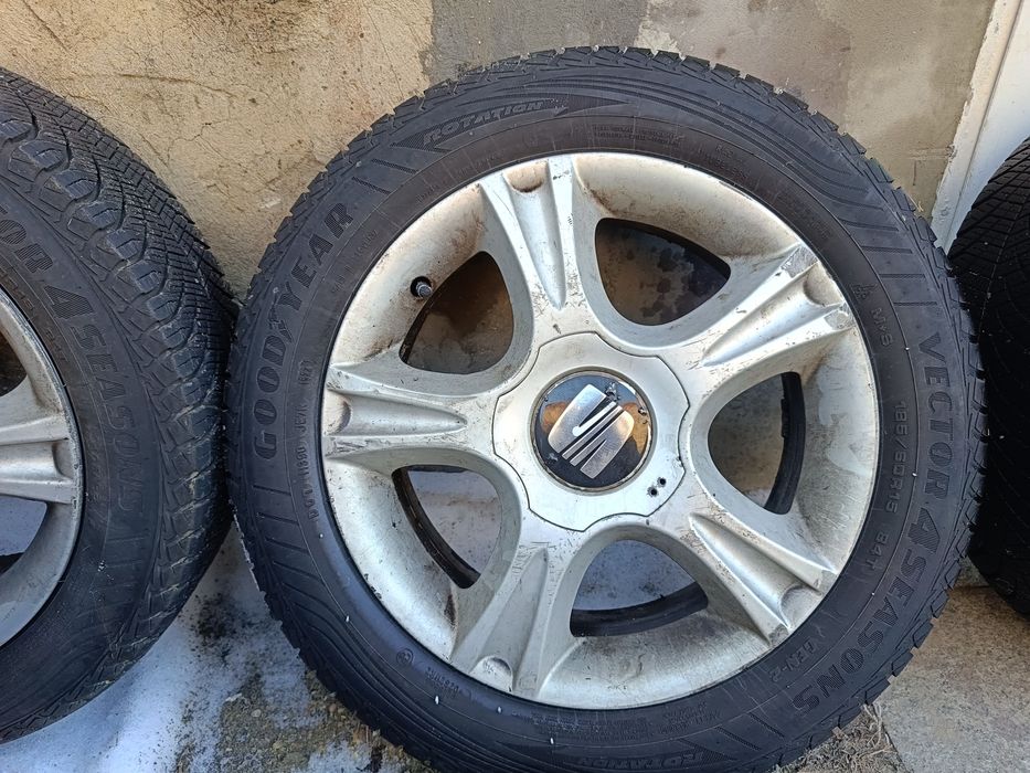 Alufelgi 5x100 seat z oponami zimowymi  Goodyear 185\60\R15