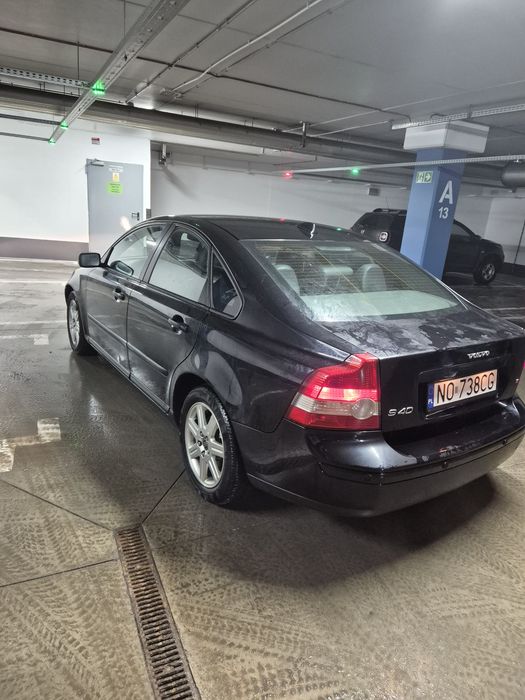 Sprzedam samochód volvo s40