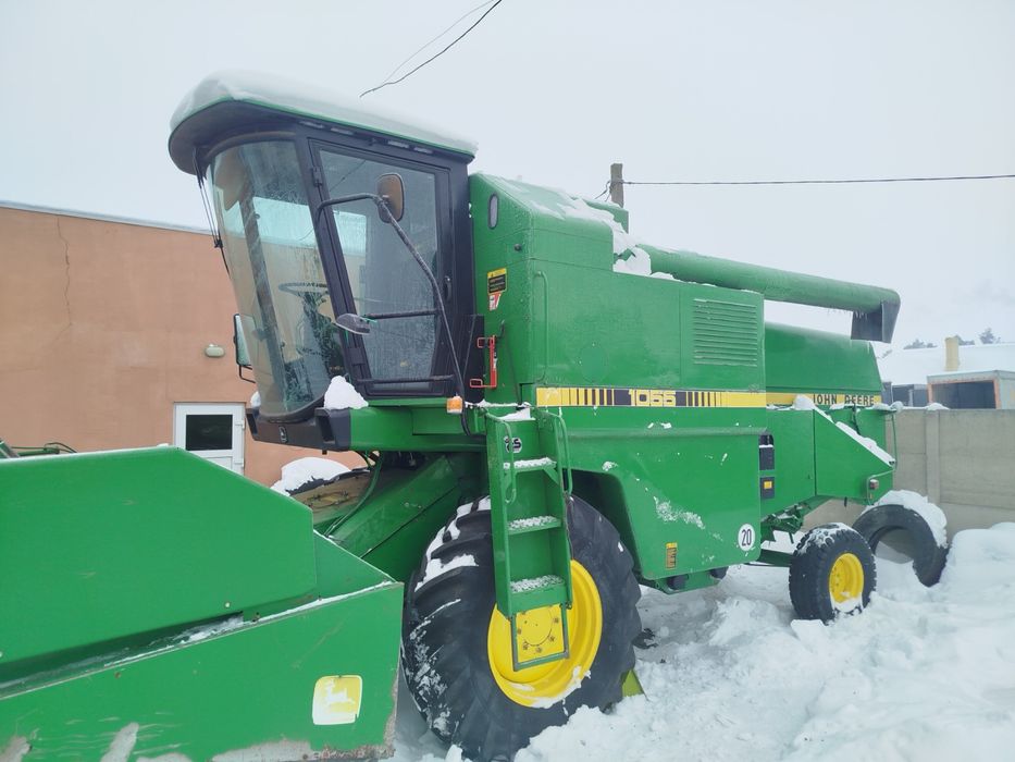 Комбайн зернозбиральний John Deere 1055-1157. Джон Дір 1055