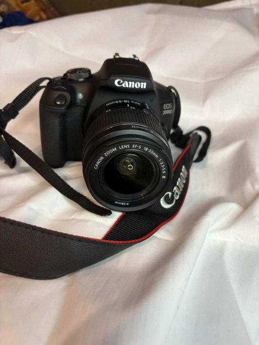 Продам фотоапарат Canon EOS 2000D kit (18-55mm) DC III (новий)