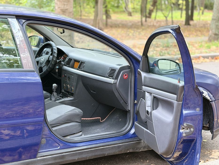 Opel Vectra  2.0 TDI !