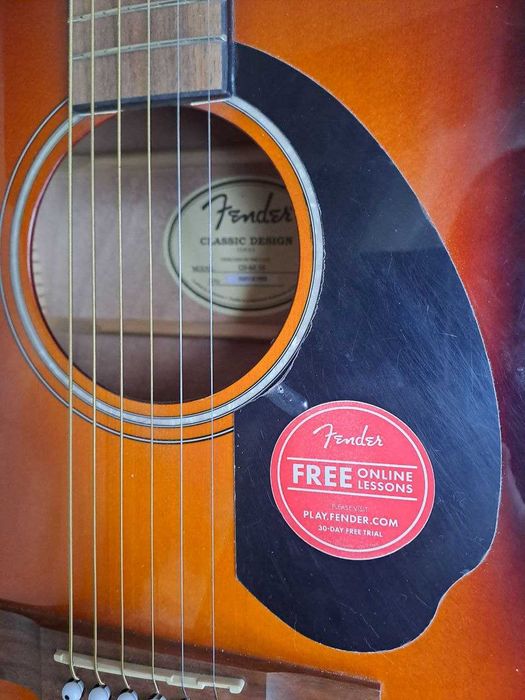 Продам гитару Fender CD 60 SB