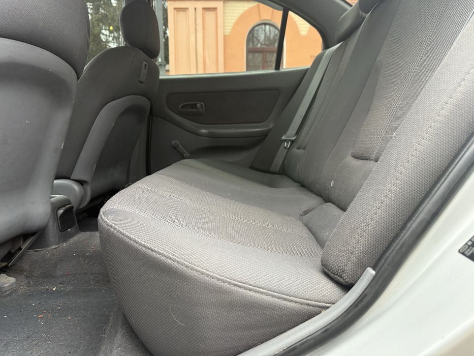 Hyundai Elantra в дуже гарному стані