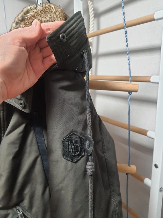 Тепла зимова куртка,  розмір 48 (M-L)