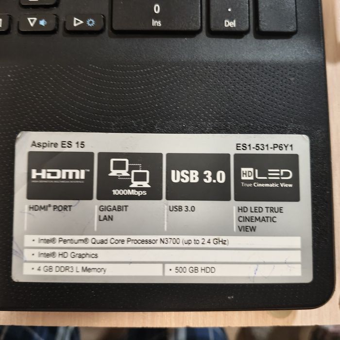 Ноутбук Aser Aspire Es 15