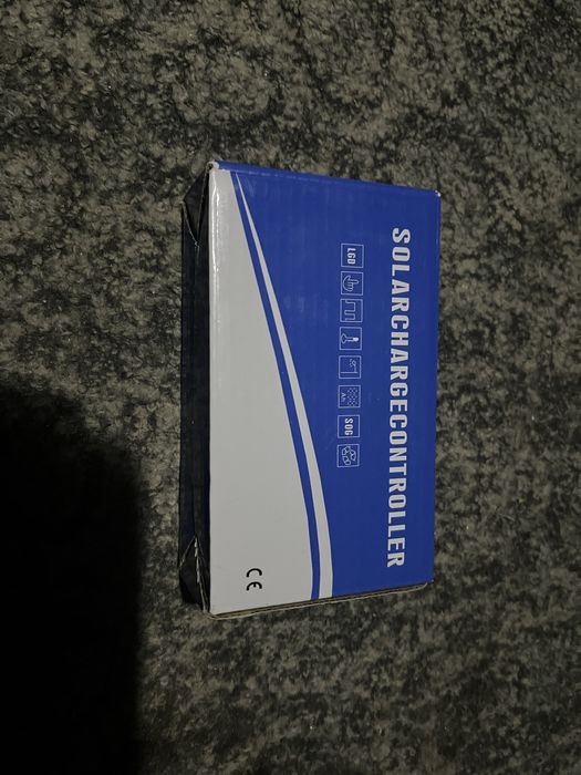 Контролер заряду для сонячноі батареі 12 В 24 В
