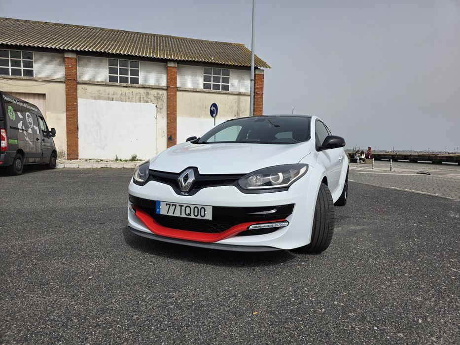 Renault Megane 3 RS 275