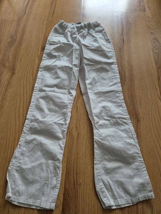 Spodnie białe 140
