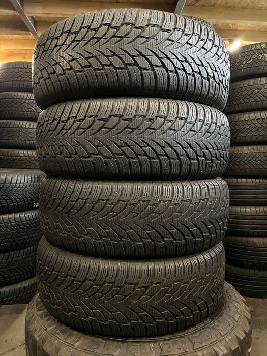 Шини Зимові 235х55хR19 Nokian WR SUV4 / 4 шт 80-85% Протектор