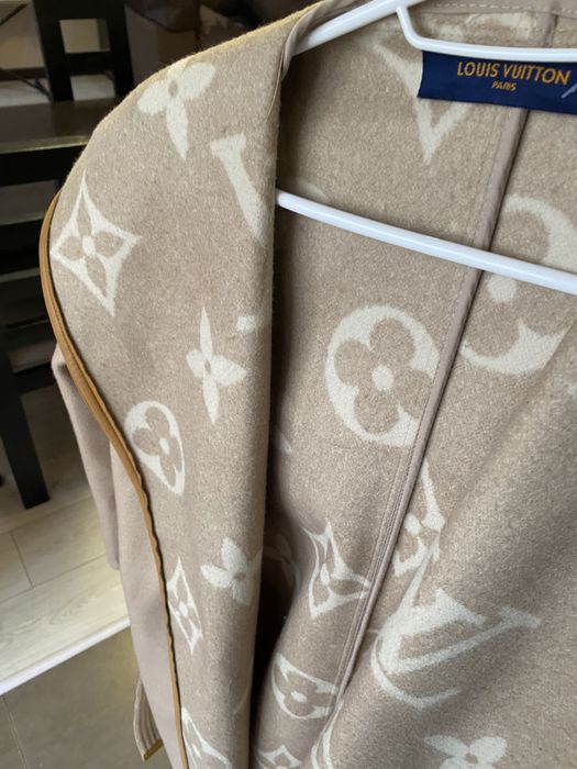 Пальто louis vuitton