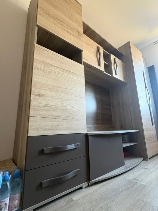 Sprzedam zestaw mebli