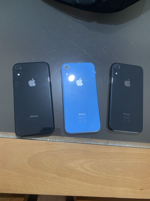 Iphone XR 64gb pretos / azul