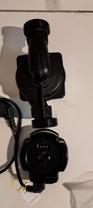 ЕЛЕКТРОННИЙ  циркуляционний   насос AMG 25-60/180