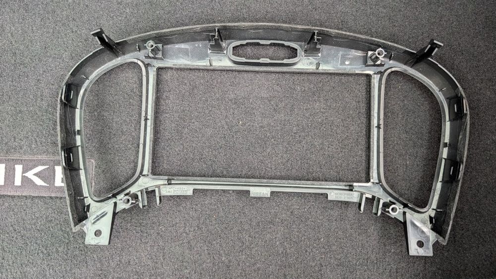 Оригінальна магнітола Nissan Juke 2015-2017 з підтримкою камер 360