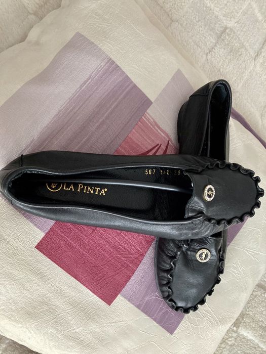 Балетки,макасіни.