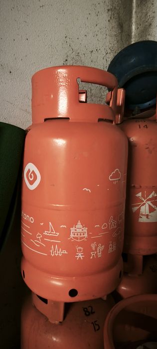 Bilhas de gaz vazias