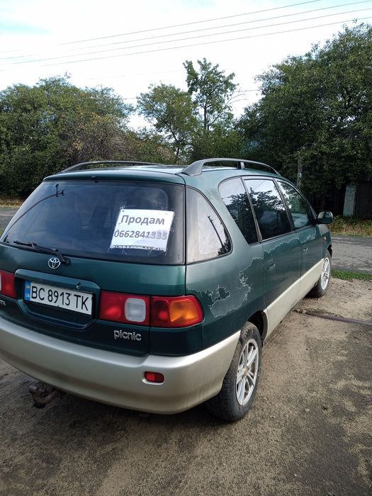 Продам Тойота Пикник