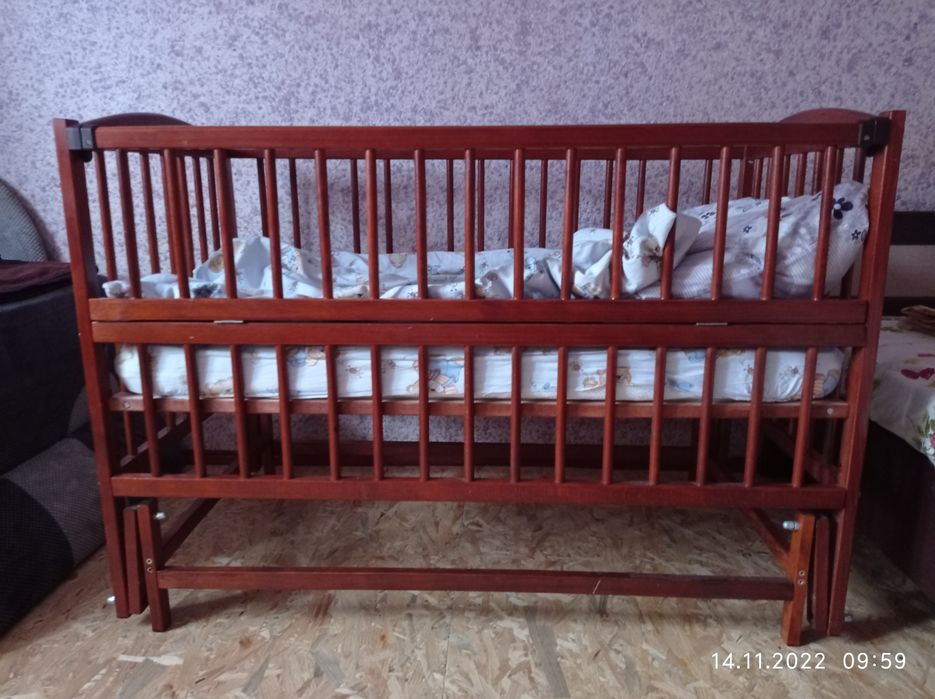 Дитяча колисочка