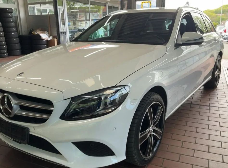 Mercedes-Benz C 300 de T 9G-TRONIC Avantgarde