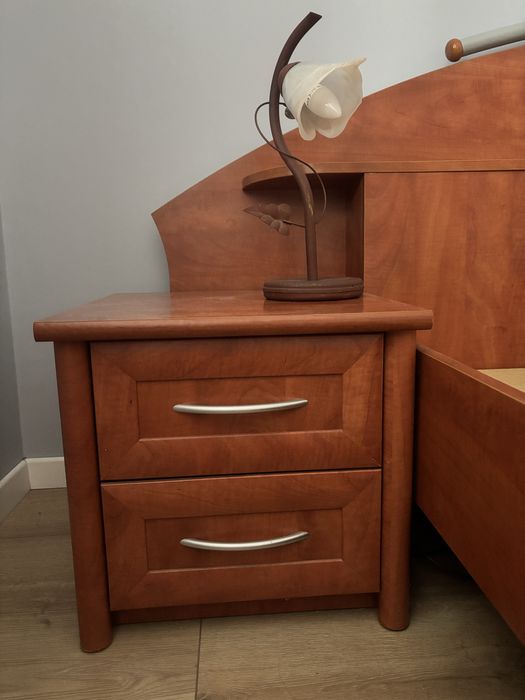 Łóżko komoda lustro szafki nocne