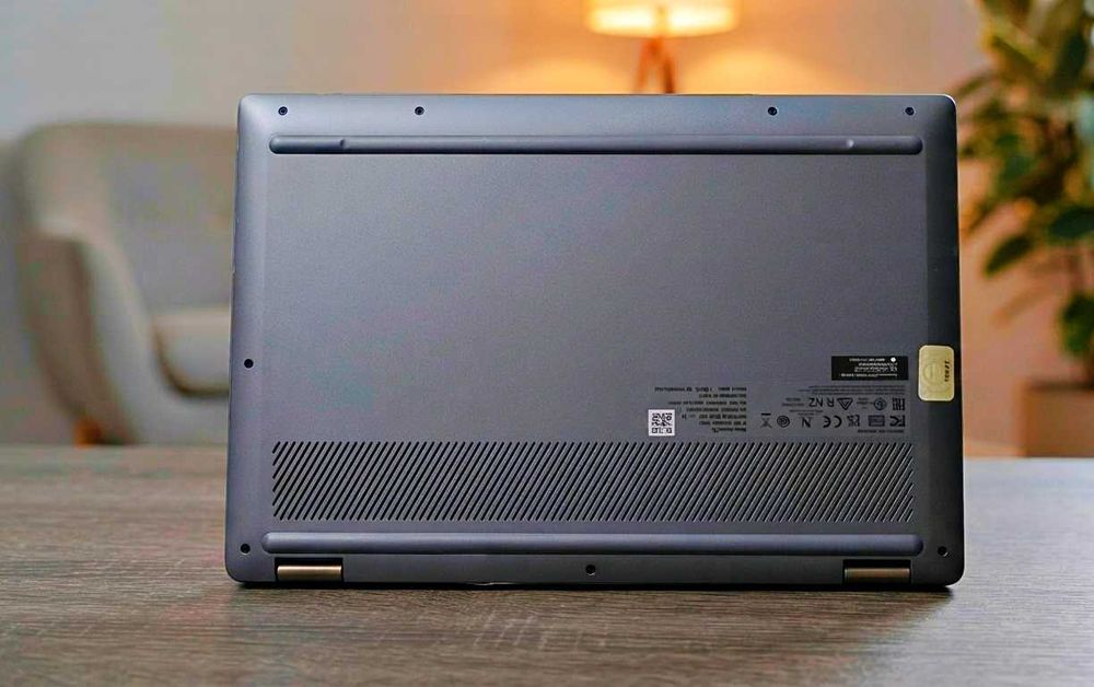 i5-1334U / 14" IPS Touch 360° / 8GB/IP Flex 5 Chrome 14IAU7