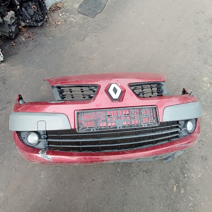 Бампер  Renault Scenic 2 (06-09) Рено Сценік 2