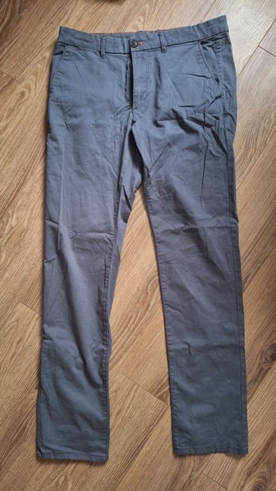 Spodnie montego szare 33/34