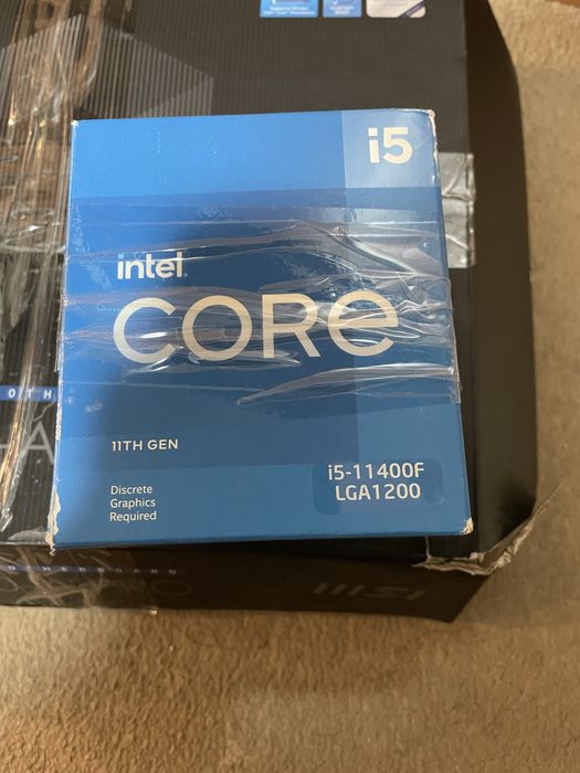 Материнка B 560-A PRO і 11400f