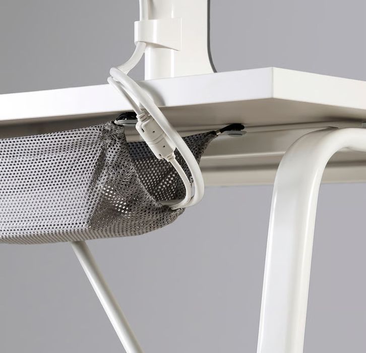 Mesa multiuso, para secretaria ou game