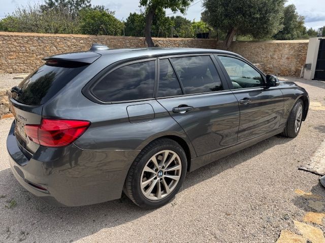 BMW 320 d Auto