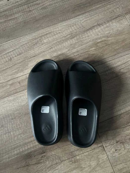 Klapki adidas yeezy slide onyx