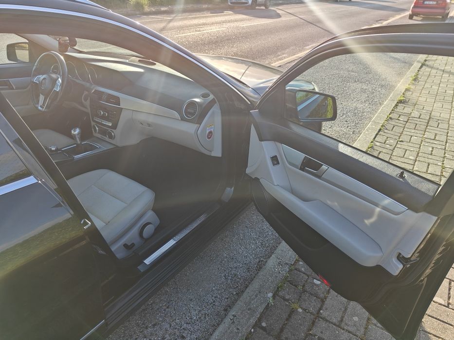 Mercedes-benz C220 CDI