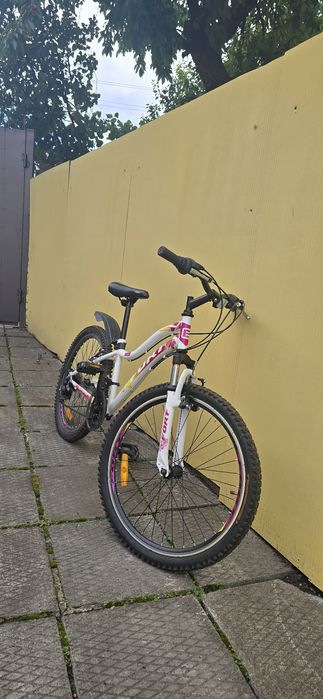 Велосипед для дівчинки підлітковий Fort 24 Girl Series