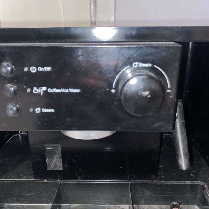 Whirpool ekspres pod zabudowe