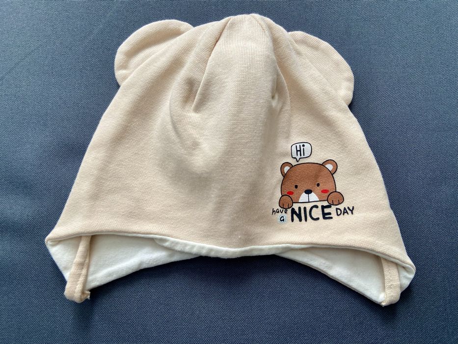 Дитяча шапочка, орієнтовно на 0-6 місяців