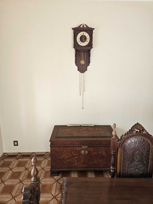 Mobília antiga sala de jantar