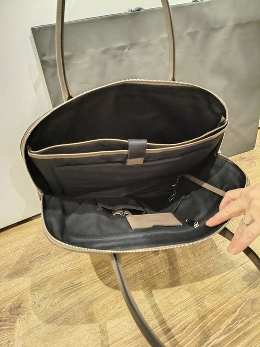 Saco BREE Original "T" Large – Pele Premium – Design Alemão