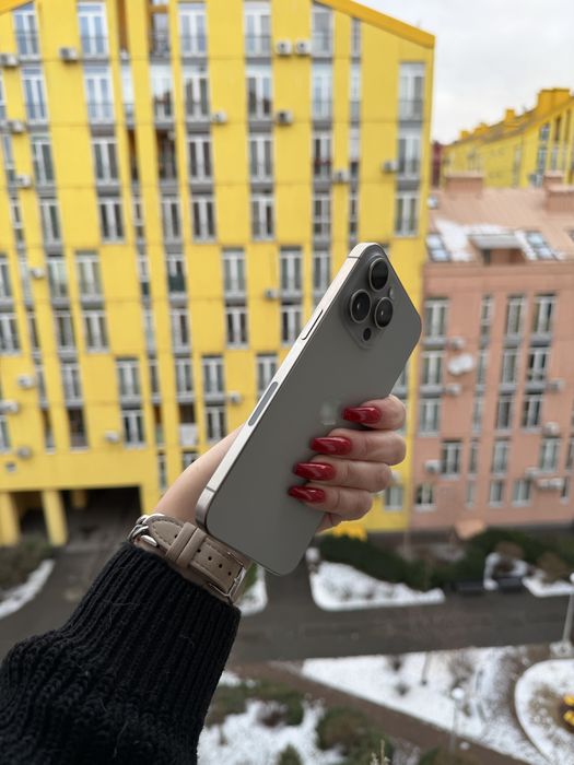 Идеал iPhone 15 Pro Max 256Gb Natural Titanium Neverlock айфон про мах