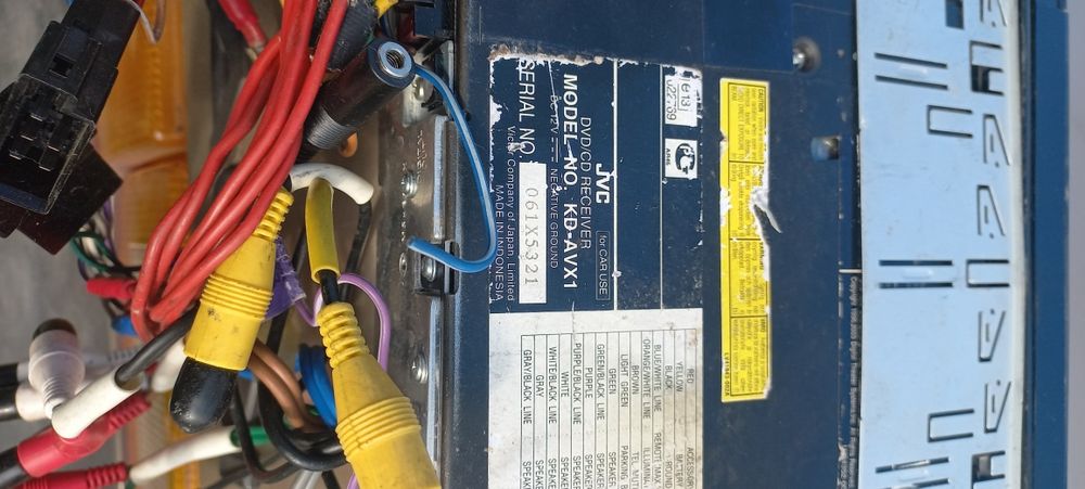 Продам автомагнітолу